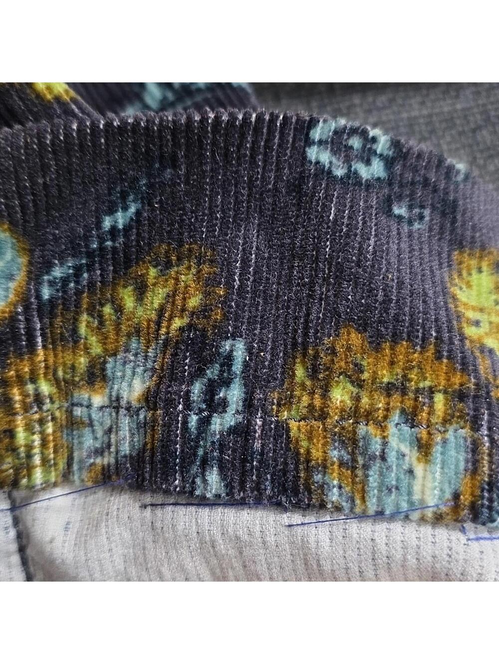 Anthropologie Pilcro The Icon Flare Floral Corduroy Pants Size  25 x 28 - Picture 7 of 9